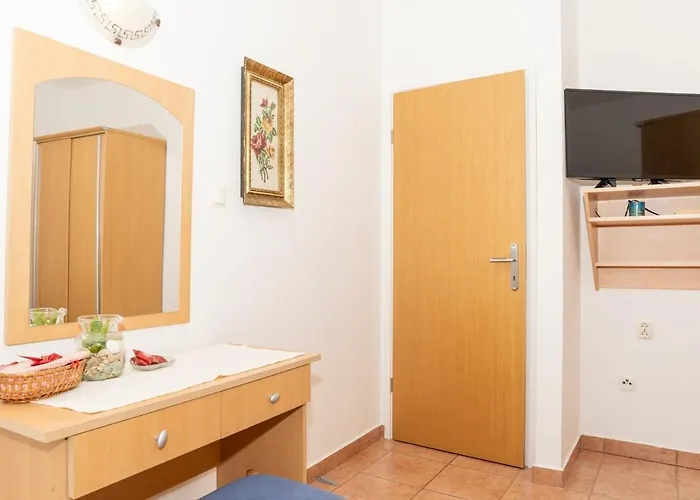 Pretty 1bdr App,great Sea View,41