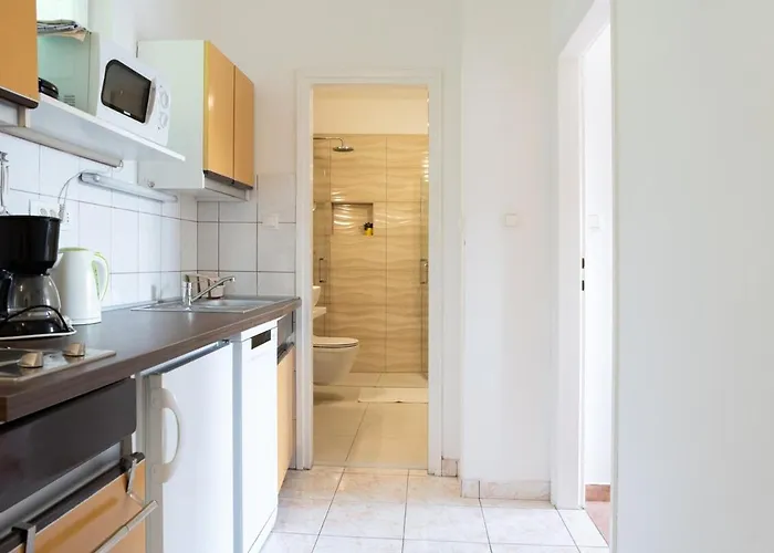 Pretty 1bdr App,great Sea View,41