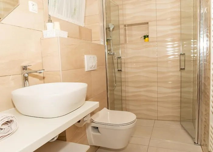 아파트 Pretty 1bdr App,great Sea View,41 라벡